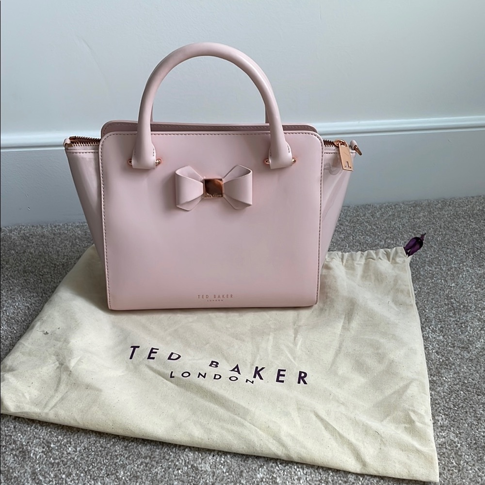 NWT Ted Baker Light Pink Ashlene Patent Contrast Trim Bow Tote